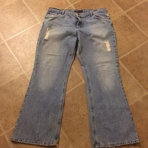 American Eagle Straight Leg Distressed Jean
